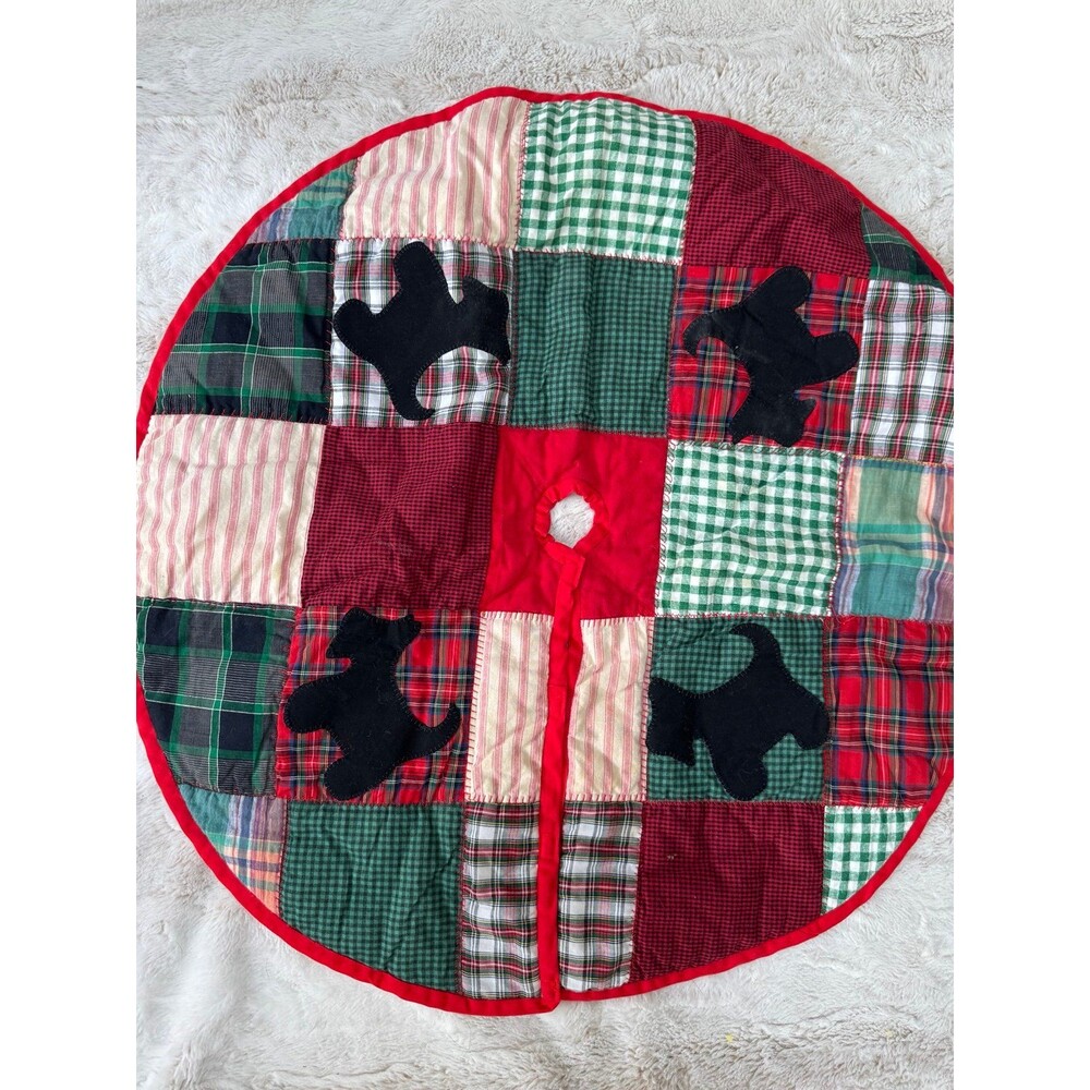 VTG Handmade Quilted Patchwork Christmas Tree Skirt Scottie Dog Plaid Red Green